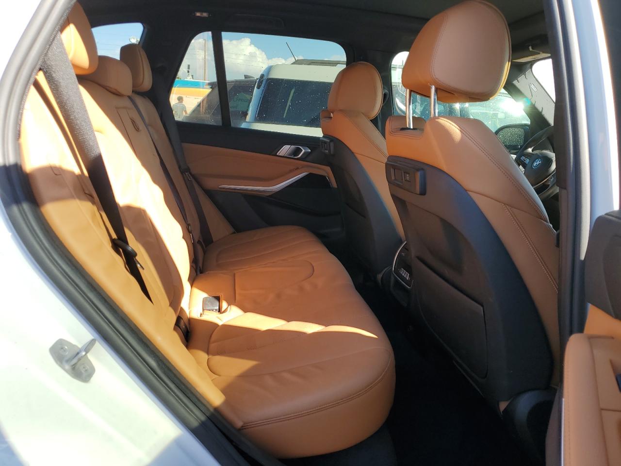 2021 BMW X5 VIN 5UXCR4C08M9H03595 Copart auction photo, water/flood damage thumbnail 11