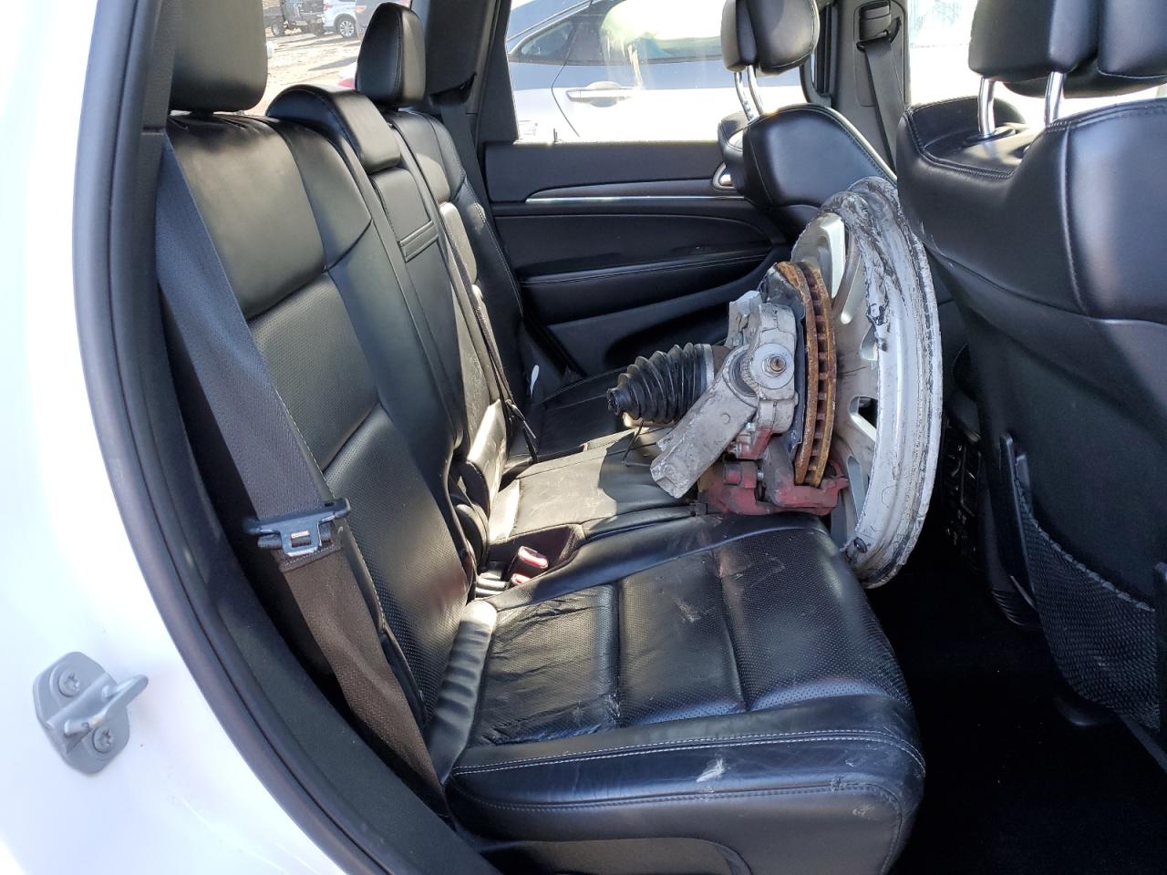 2017 Jeep Grand Cherokee VIN 1C4RJFBG2HC751418 Copart auction photo, front end / side damage thumbnail 11