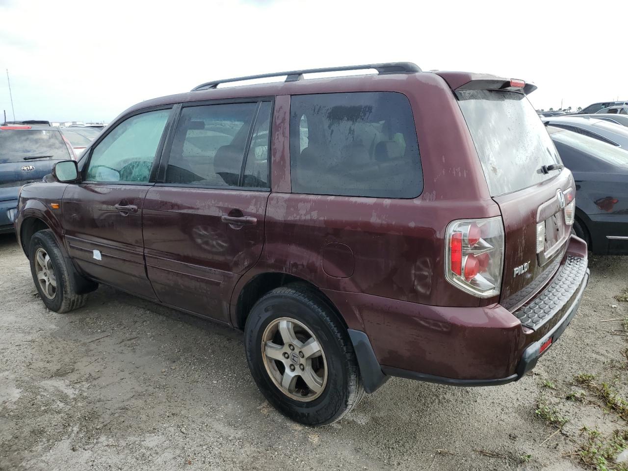 2008 Honda Pilot VIN 5FNYF18598B028870 Copart auction photo, water/flood damage thumbnail 2