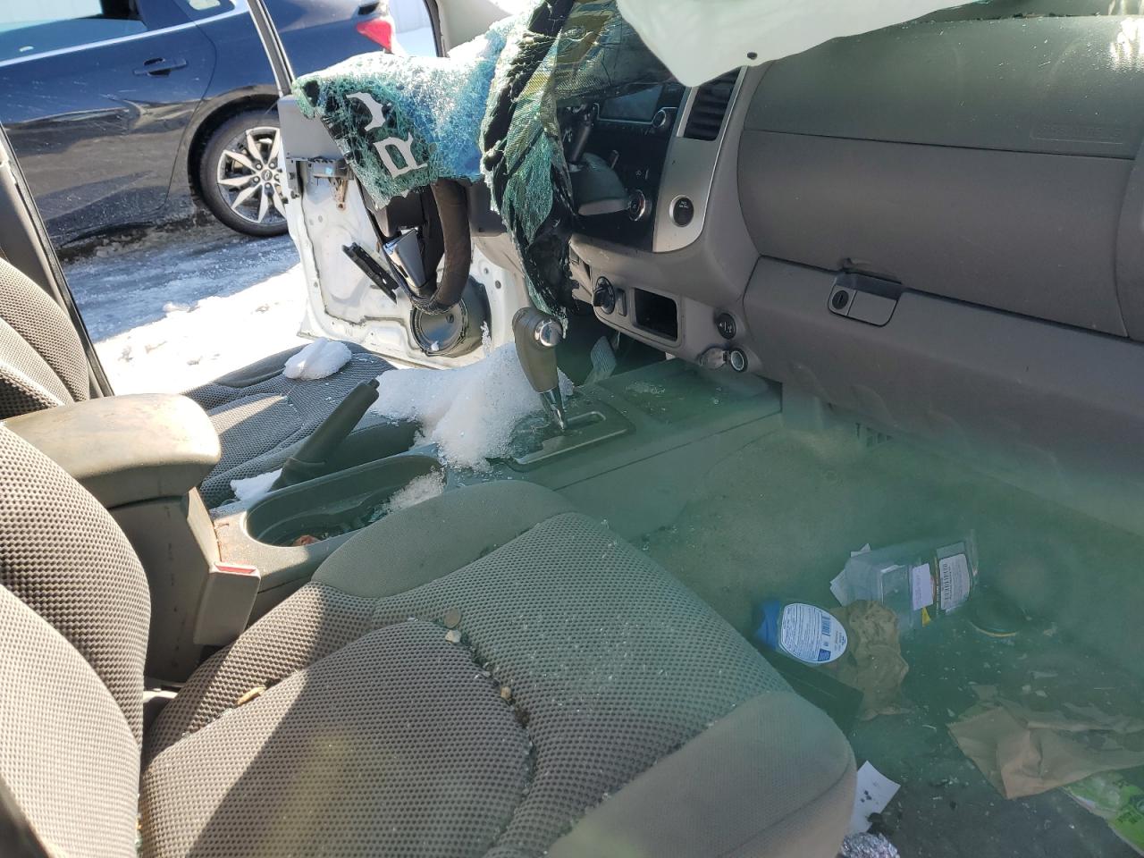 2017 Nissan Navara (Frontier) VIN 1N6DD0EV8HN767634 Copart auction photo, all over damage thumbnail 8
