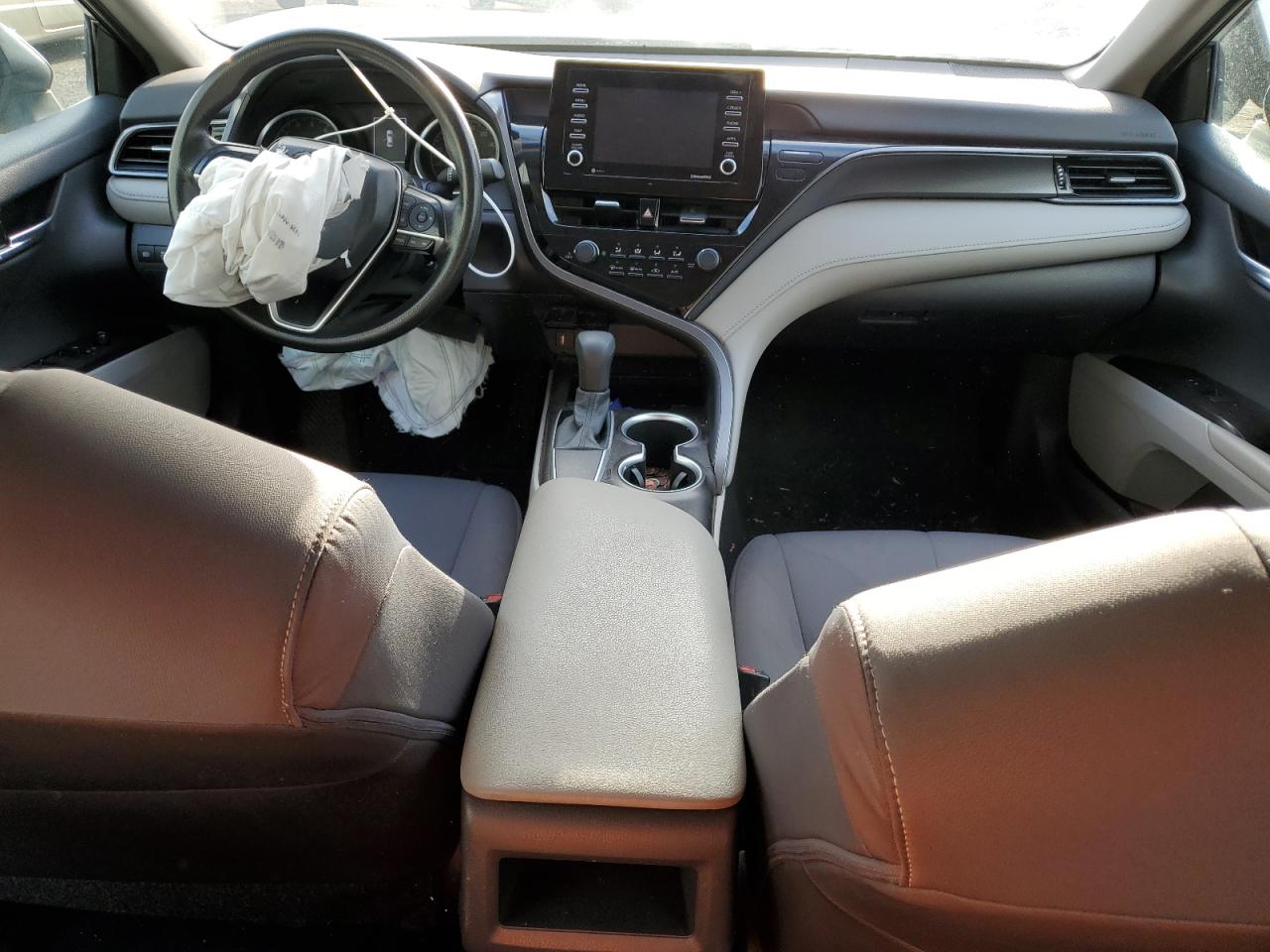2021 Toyota Camry VIN 4T1C11AK6MU548658 Copart auction photo, front end damage thumbnail 8