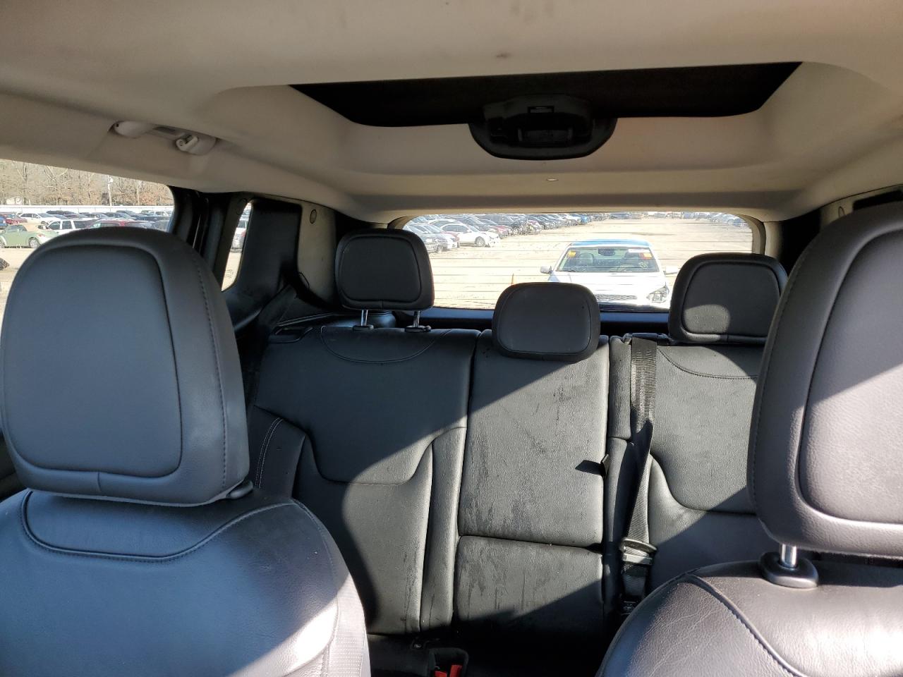 2016 Jeep Renegade VIN ZACCJBDT6GPD32801 Copart auction photo, rear end / minor dent/scratches damage thumbnail 10