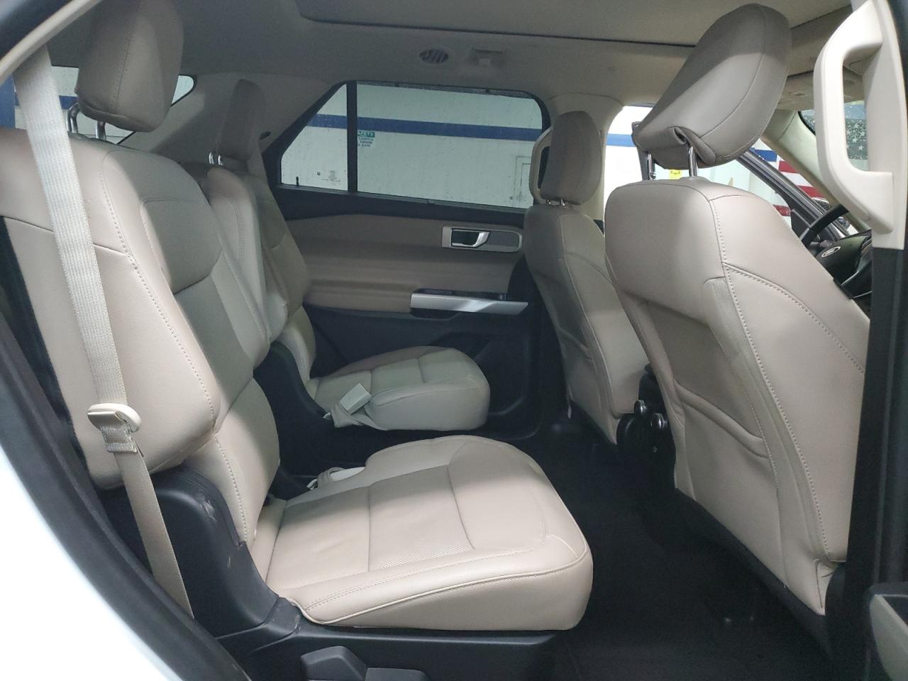 2021 Ford Explorer VIN 1FM5K8FW6MNA16704 Copart auction photo, front end / side damage thumbnail 11