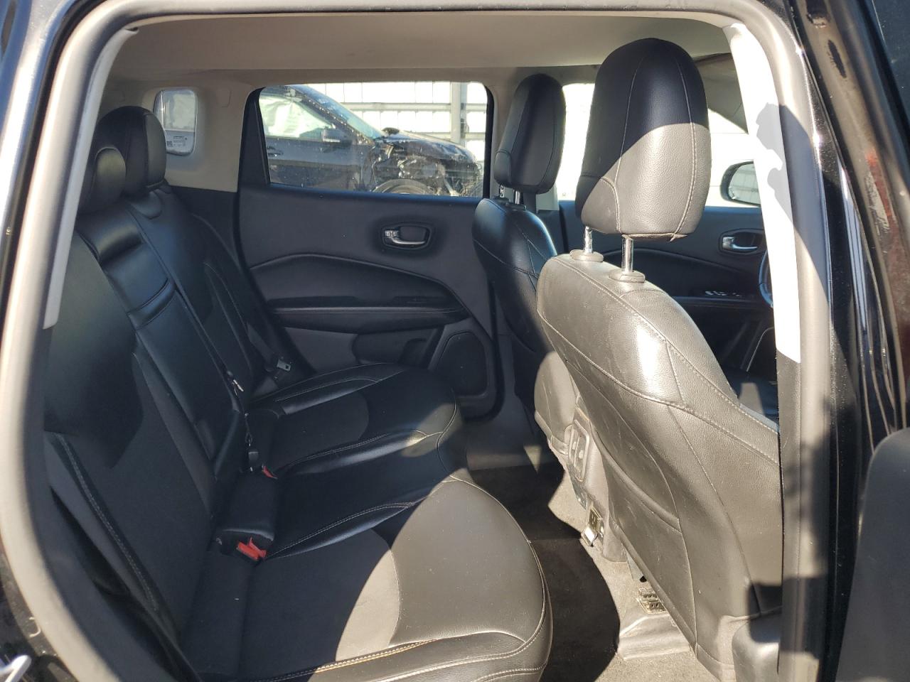 2019 Jeep Compass VIN 3C4NJCBB8KT677175 Copart auction photo, burn damage thumbnail 11