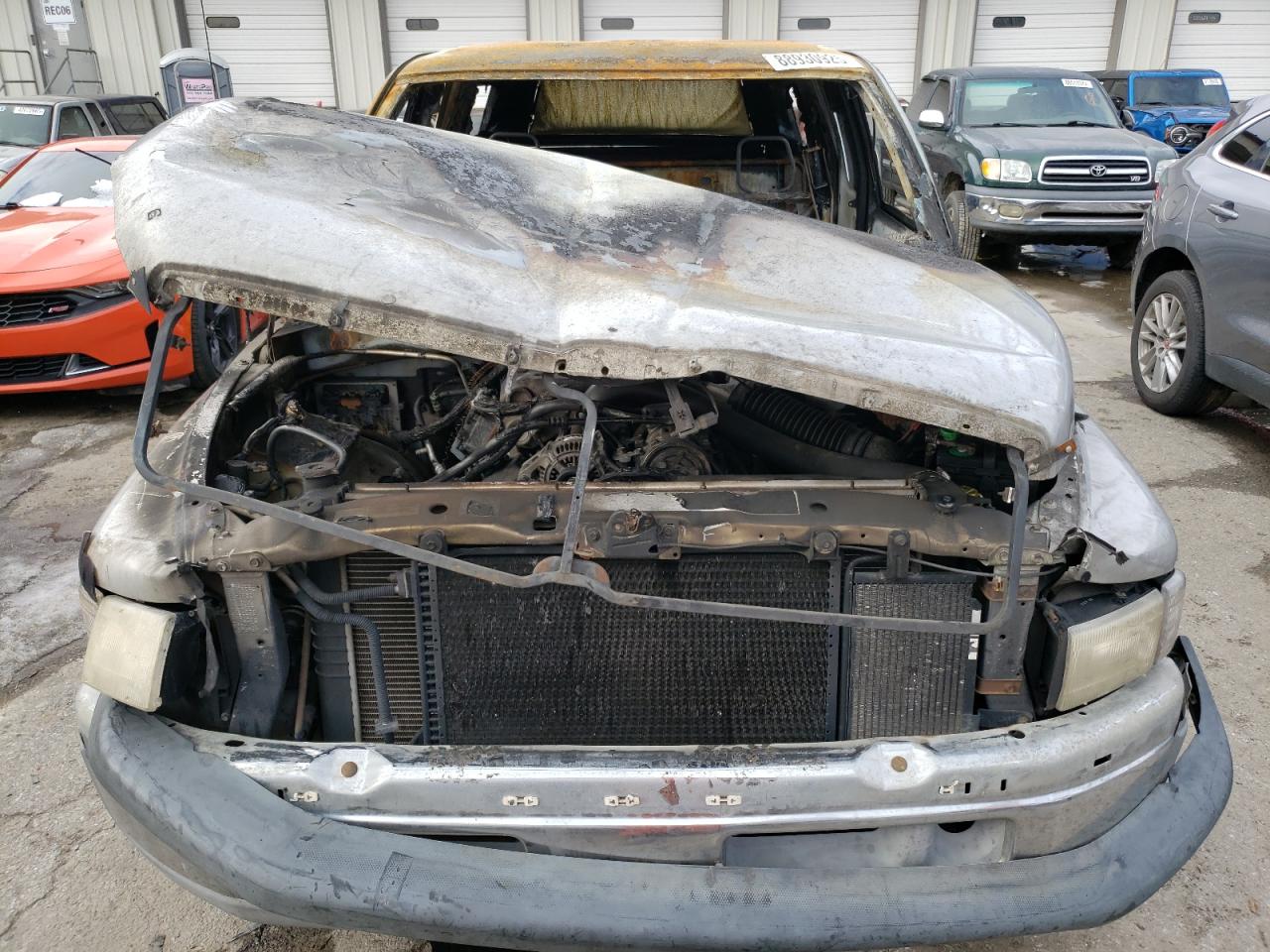 1998 Dodge RAM VIN 1B7KC23W1WJ160340 Copart auction photo, burn damage thumbnail 5