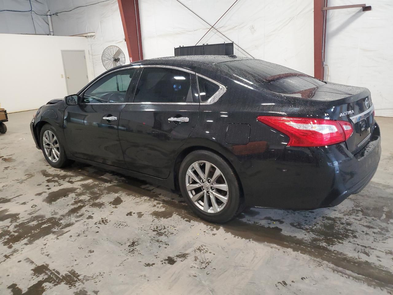 2017 Nissan Altima VIN 1N4AL3AP0HC262903 Copart auction photo, front end / minor dent/scratches damage thumbnail 2