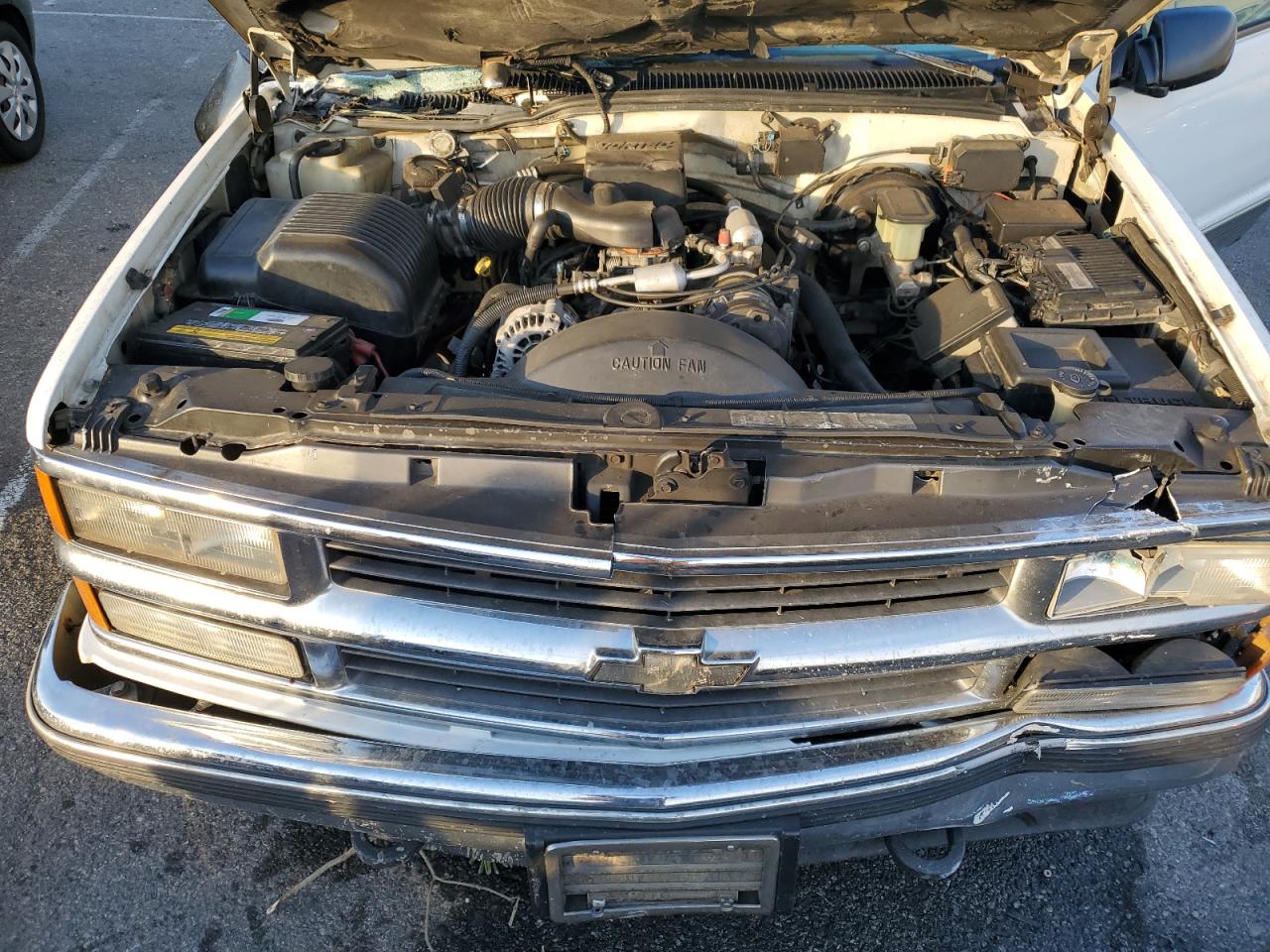 1996 Chevrolet GMT-400 VIN 1GCEK19R3TE241470 Copart auction photo, side / all over damage thumbnail 11