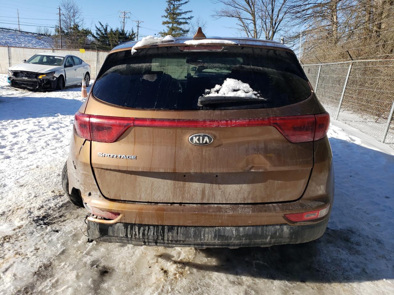 2018 KIA Sportage VIN KNDPMCAC2J7338957 Copart auction photo, rear end / side damage thumbnail 6