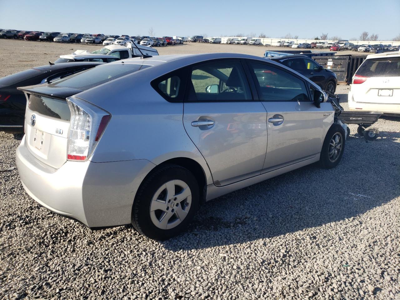 2011 Toyota Prius VIN JTDKN3DU7B0322954 Copart auction photo, front end damage thumbnail 3