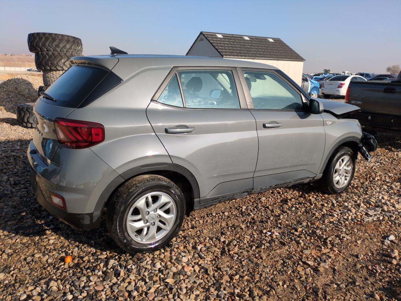 2022 Hyundai Venue VIN KMHRB8A30NU207427 Copart auction photo, front end damage thumbnail 3