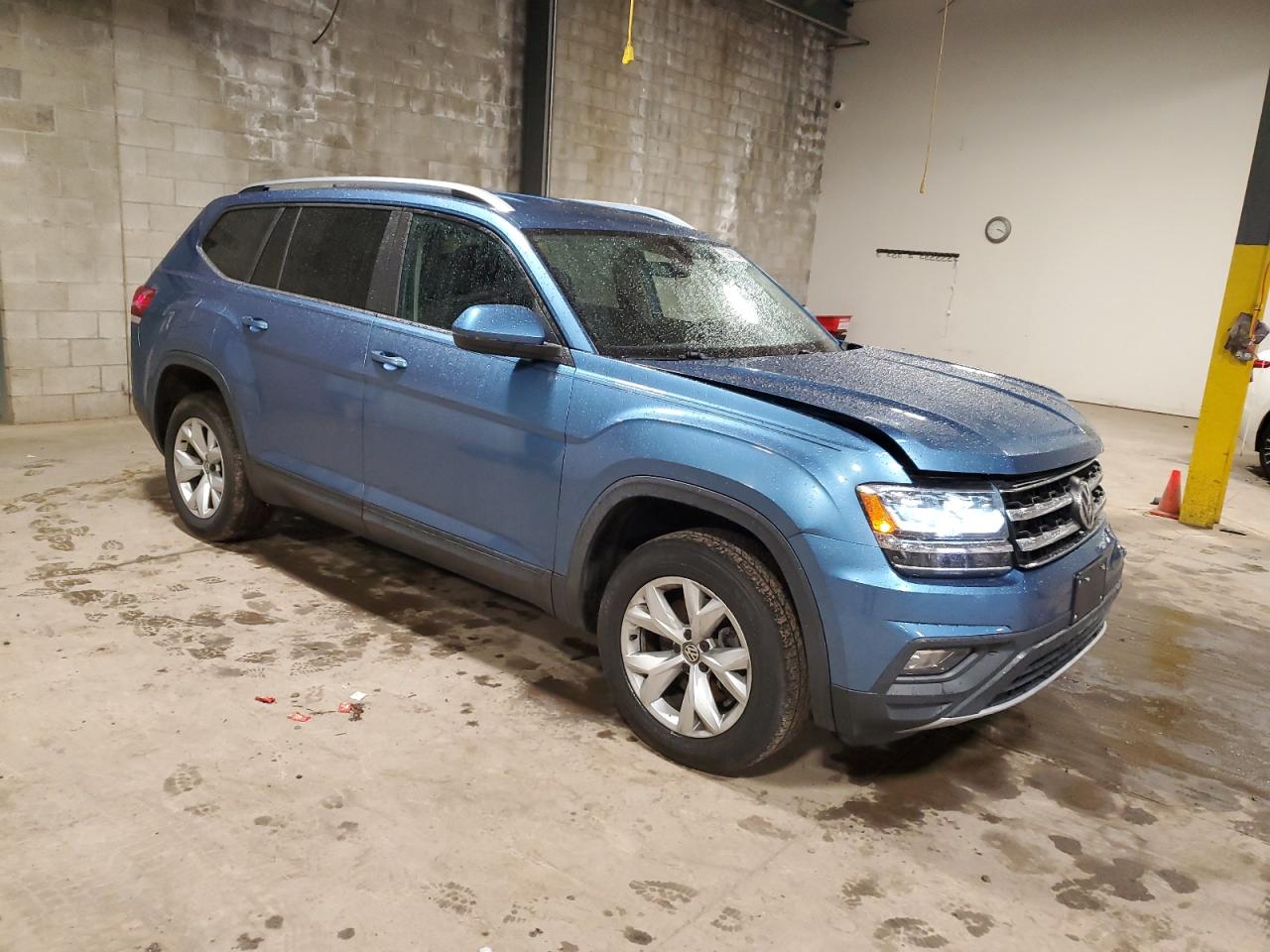 2019 Volkswagen Atlas VIN 1V2WR2CA1KC555376 Copart auction photo, front end damage thumbnail 4