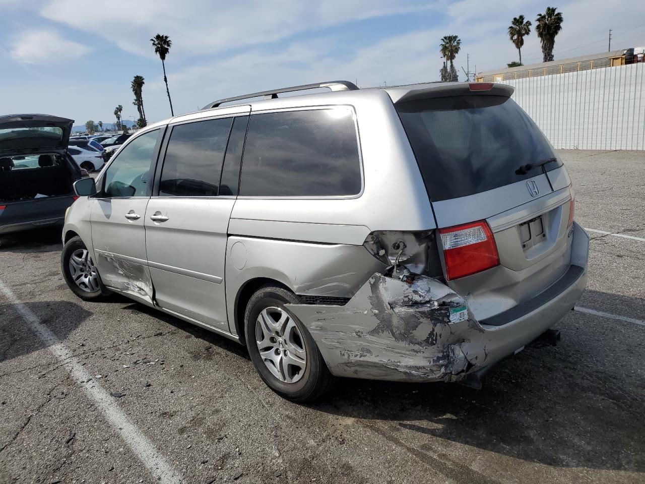 2005 Honda Odyssey VIN 5FNRL38635B425360 Copart auction photo, front end / rear end damage thumbnail 2