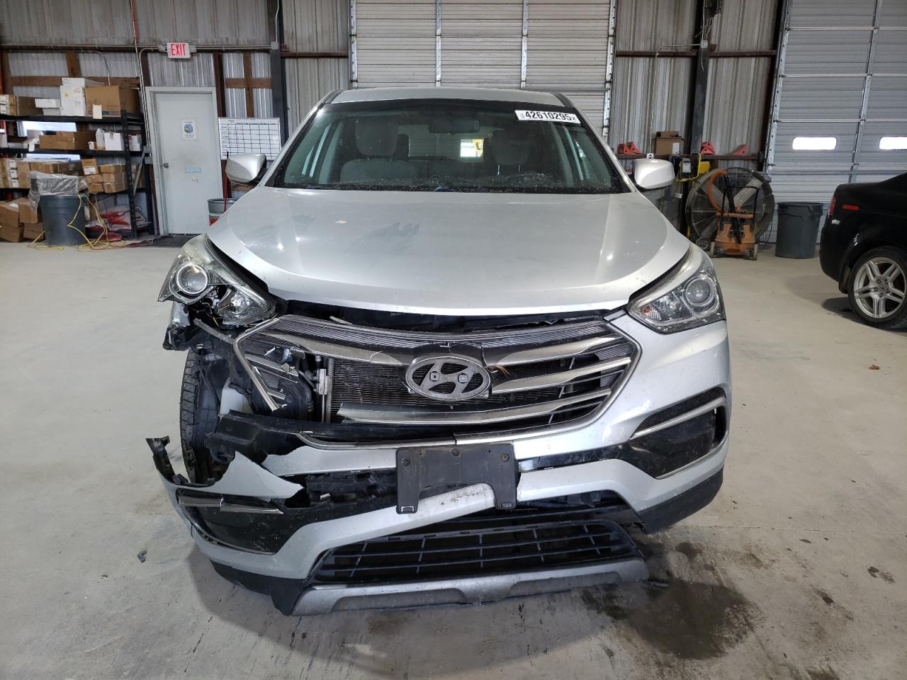 2017 Hyundai Santa Fe VIN 5XYZTDLB5HG466564 Copart auction photo, front end / minor dent/scratches damage thumbnail 5