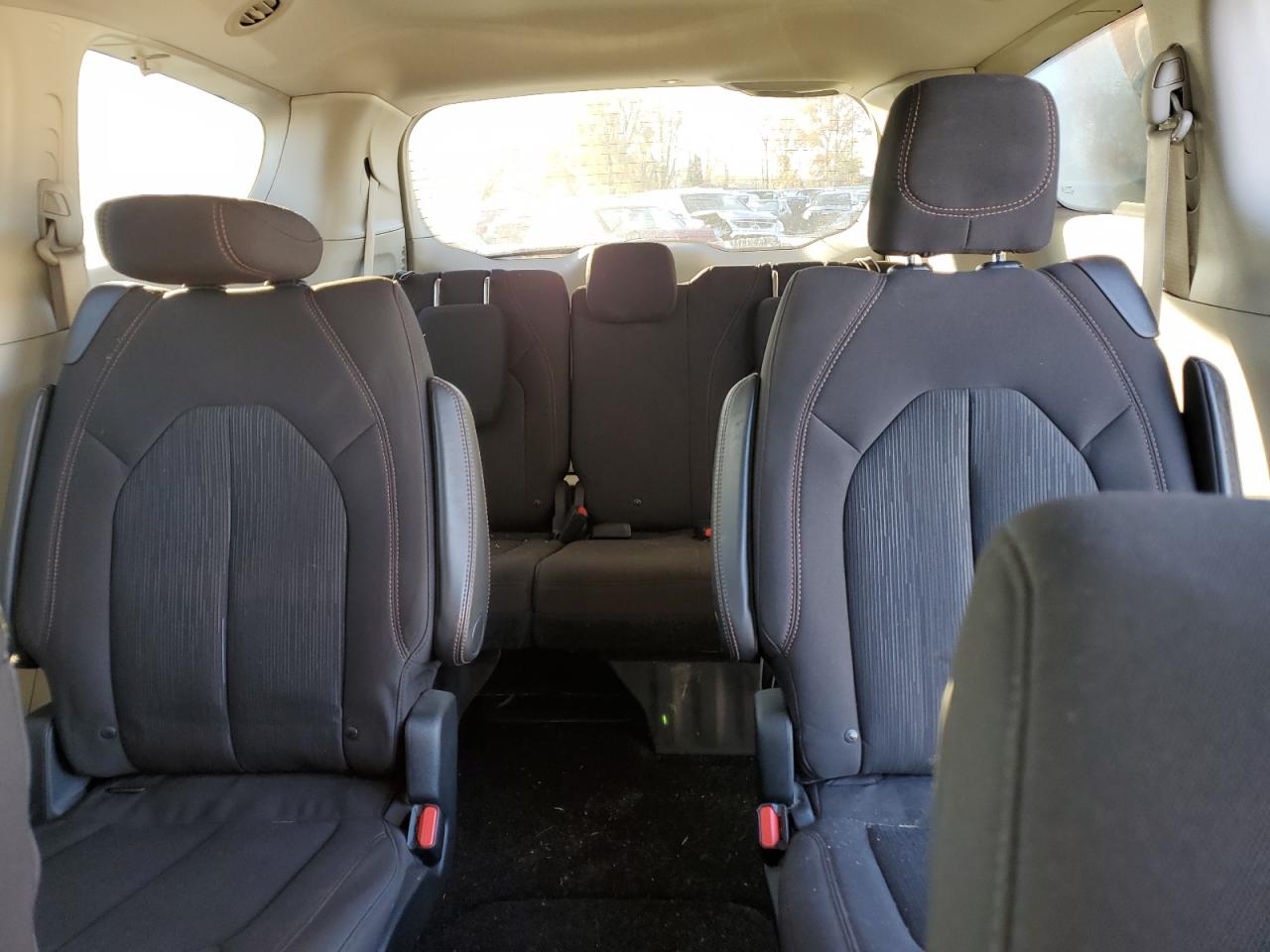 2017 Chrysler Pacifica VIN 2C4RC1DG6HR723414 Copart auction photo, front end damage thumbnail 10