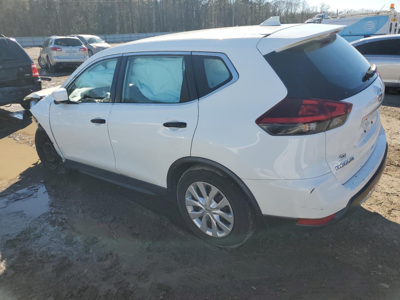 2018 Nissan Rogue VIN KNMAT2MT5JP541498 Copart auction photo, front end / side damage thumbnail 2