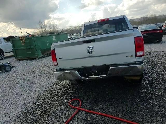 2017 RAM 1500 VIN 1C6RR6GG7HS786129 Copart auction photo, side / front end damage thumbnail 13