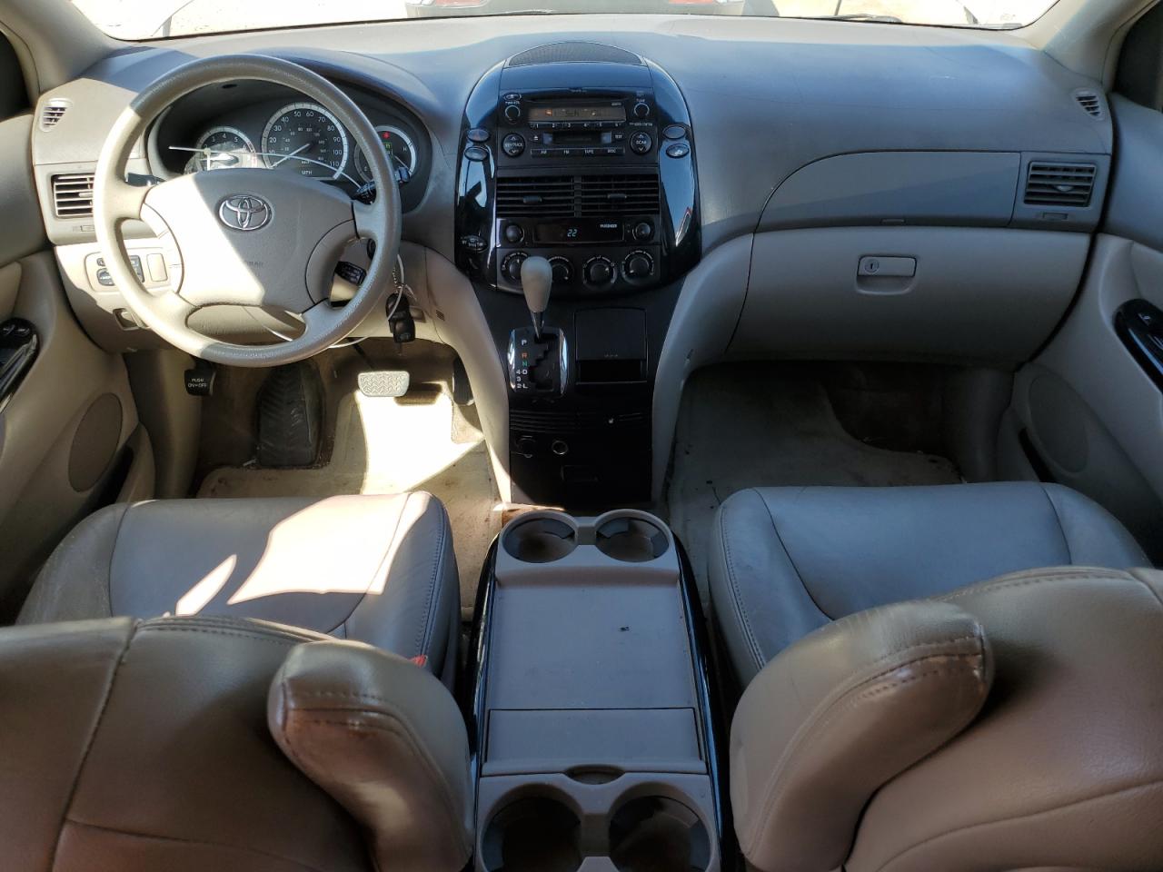 2005 Toyota Sienna VIN 5TDZA23C55S233964 Copart auction photo, front end / side damage thumbnail 8