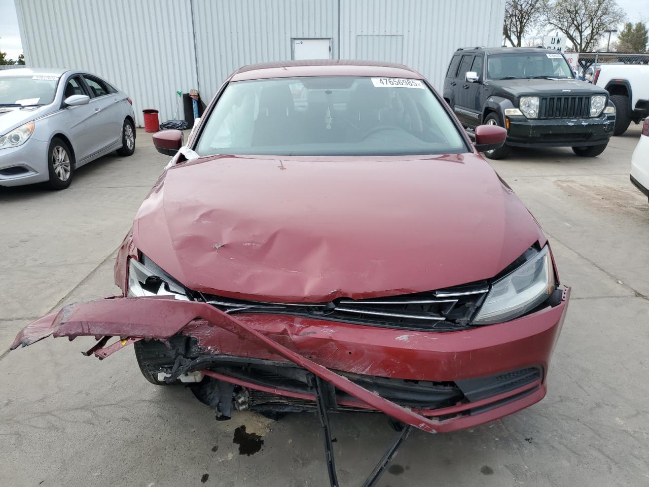 2018 Volkswagen Jetta VIN 3VW2B7AJ9JM253199 Copart auction photo, front end damage thumbnail 5