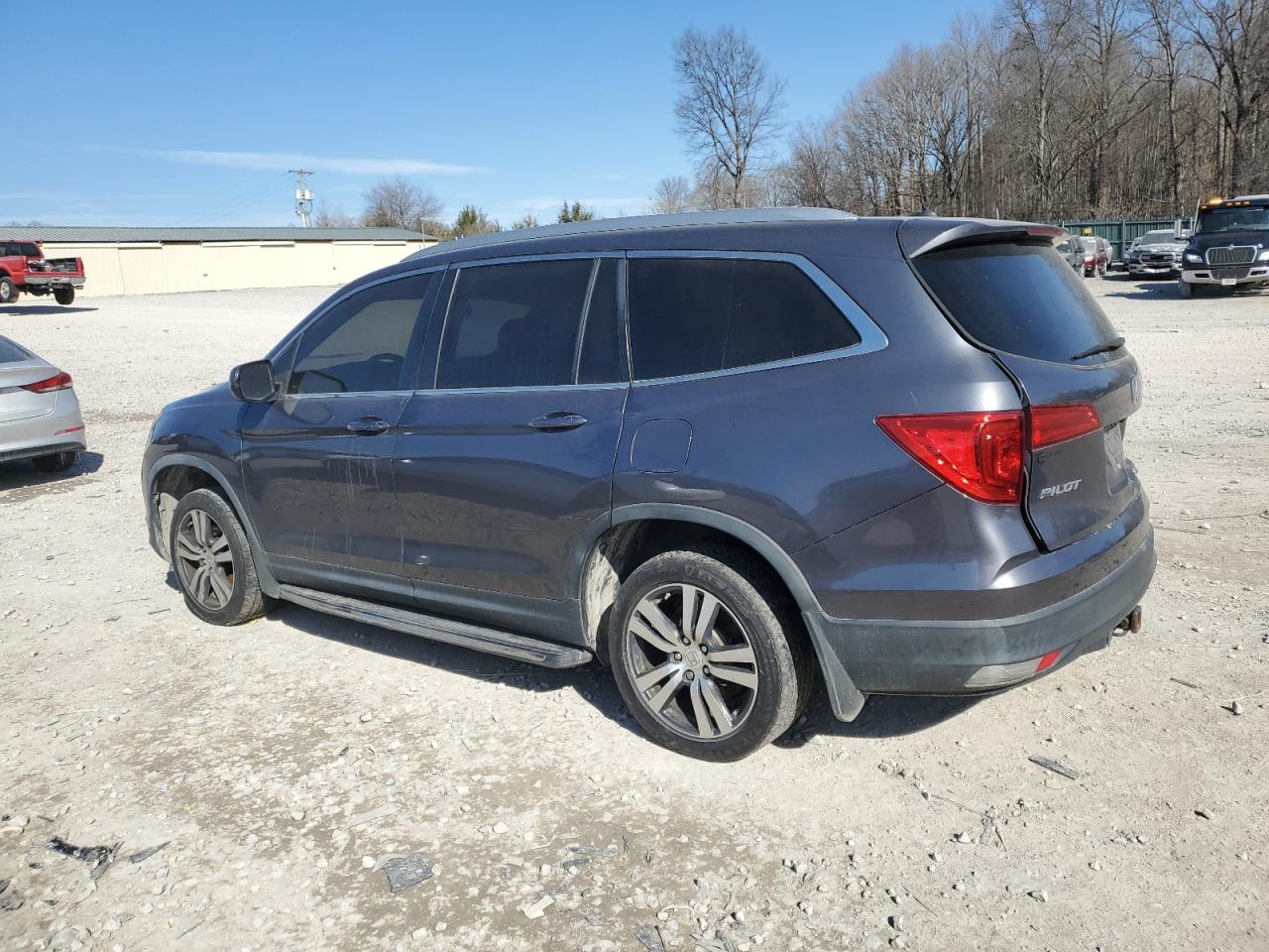 2017 Honda Pilot VIN 5FNYF6H82HB013988 Copart auction photo, rear end damage thumbnail 2