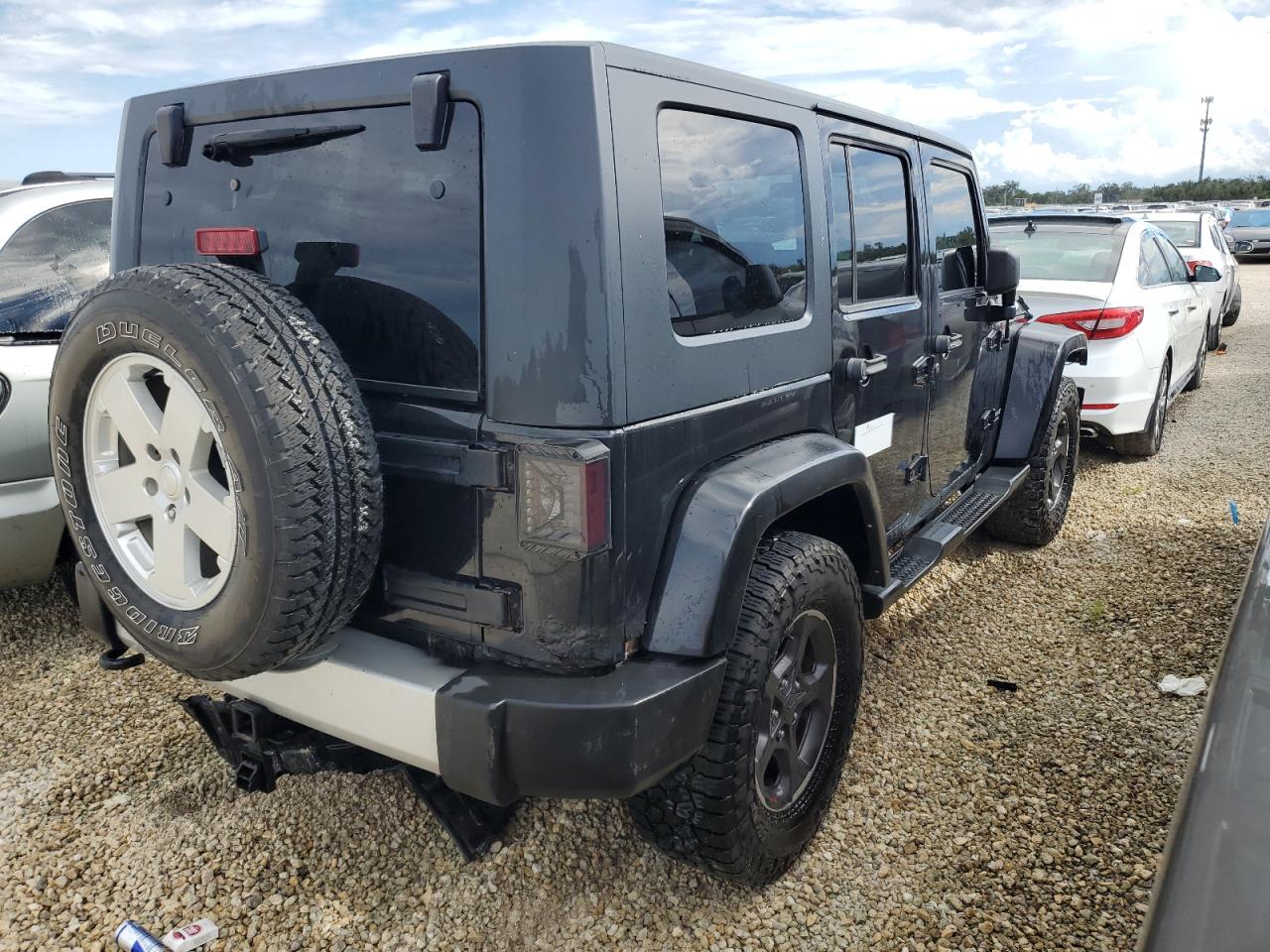 2010 Jeep Wrangler VIN 1J4BA3H1XAL208787 Copart auction photo, water/flood damage thumbnail 3