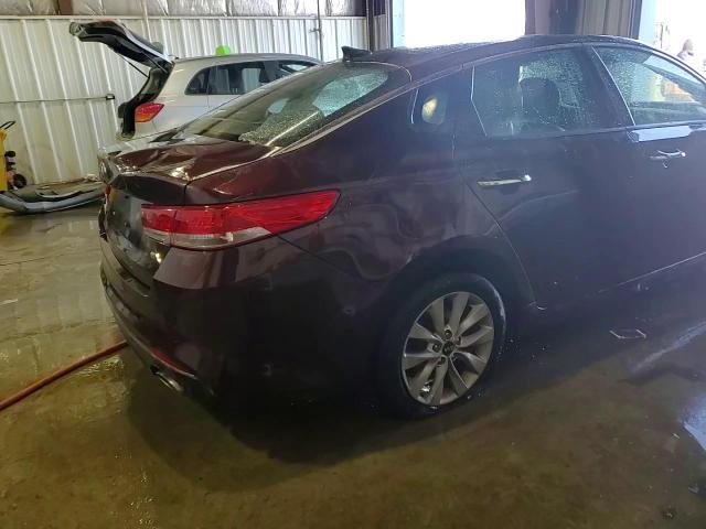 2016 KIA Optima VIN 5XXGU4L37GG093964 Copart auction photo, vandalism / front end damage thumbnail 14