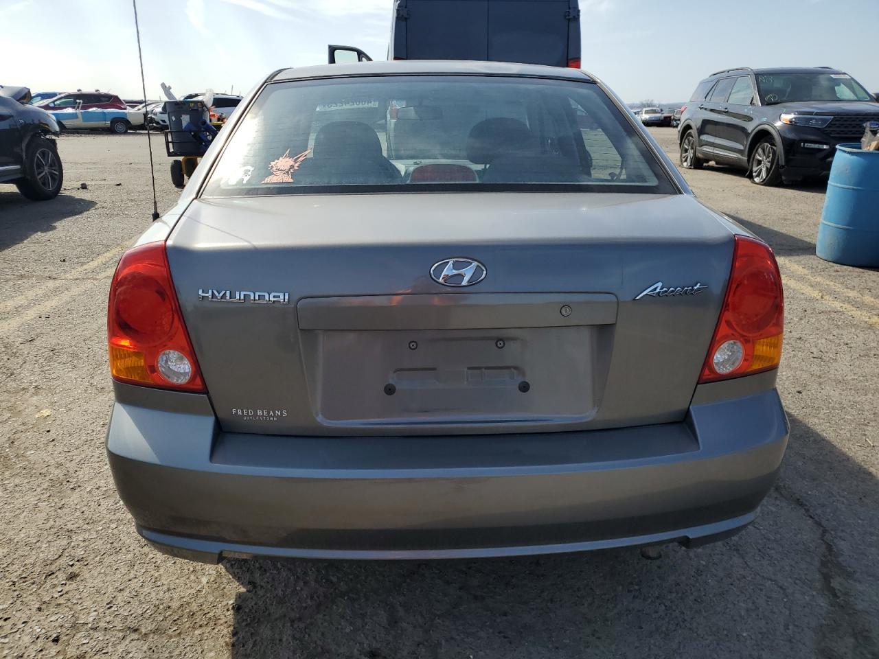 2005 Hyundai Accent VIN KMHCG45C65U625887 Copart auction photo, front end / side damage thumbnail 6