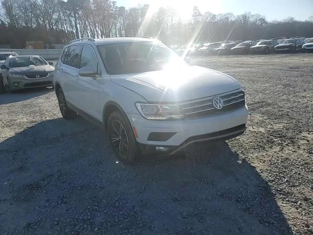 2018 Volkswagen Tiguan VIN 3VV2B7AX4JM208695 Copart auction photo, front end / minor dent/scratches damage thumbnail 12