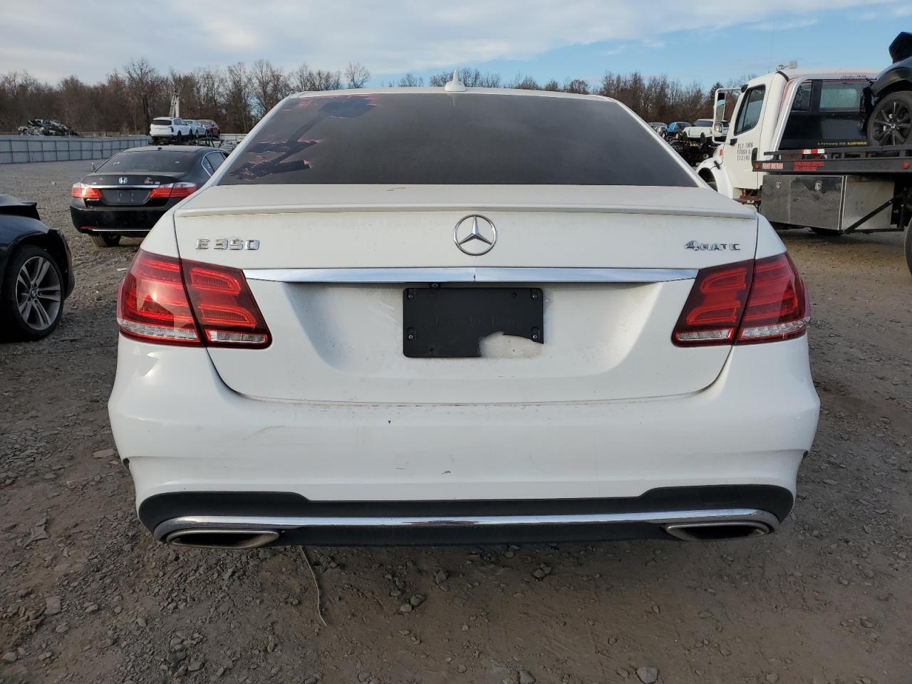 2016 Mercedes-Benz E-klasse VIN WDDHF8JB7GB294050 Copart auction photo, front end damage thumbnail 6