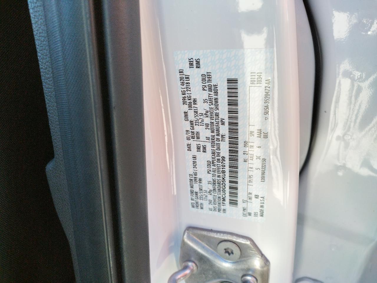 2019 Ford Escape VIN 1FMCU0GD5KUB10799 Copart auction photo, rear end damage thumbnail 13