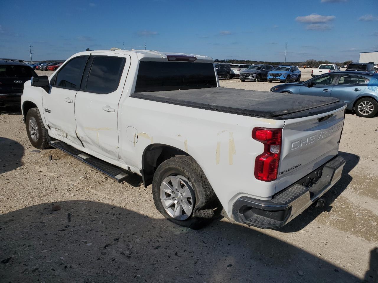 2019 Chevrolet Silverado VIN 3GCPWCED7KG265538 Copart auction photo, side / rear end damage thumbnail 2