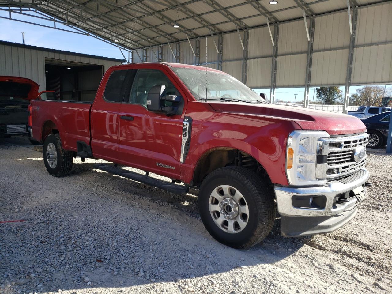 2023 Ford F350 VIN 1FT8X3BT6PEC05259 Copart auction photo, water/flood / minor dent/scratches damage thumbnail 4