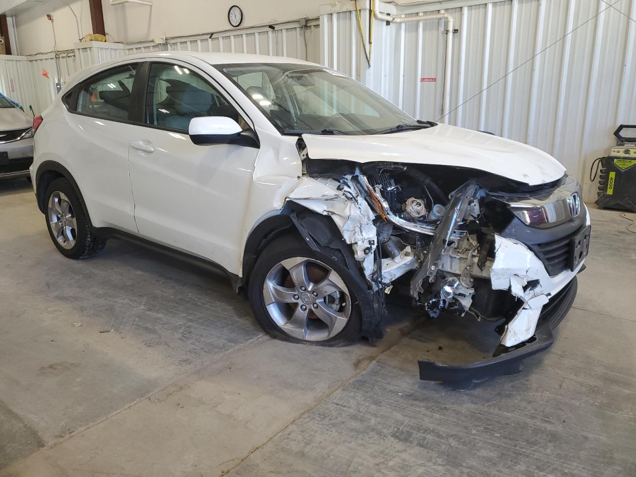 2022 Honda HR-V VIN 3CZRU6H36NM717725 Copart auction photo, front end damage thumbnail 4