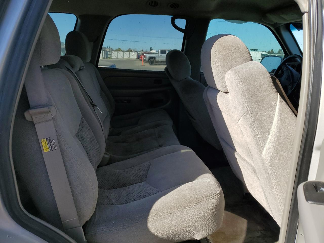 2005 Chevrolet Tahoe VIN 1GNEC13VX5J244659 Copart auction photo, minor dent/scratches damage thumbnail 11