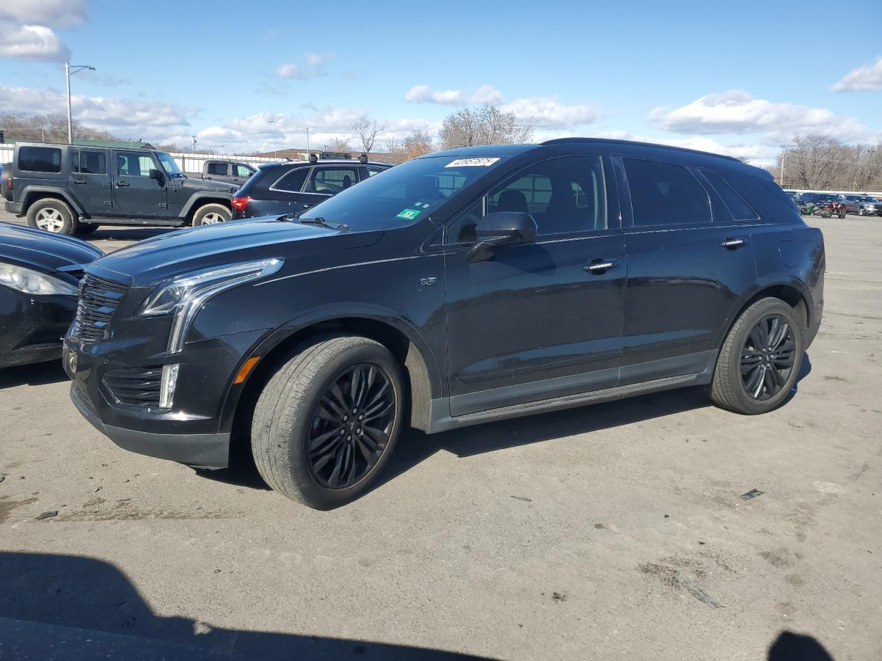 2017 Cadillac XT5 VIN 1GYKNCRS8HZ254721