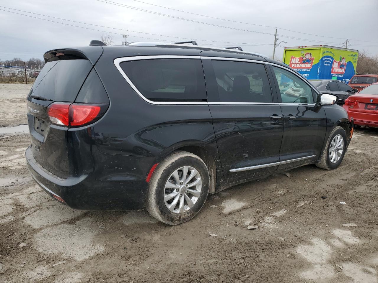 2019 Chrysler Pacifica VIN 2C4RC1BG9KR625245 Copart auction photo, all over / mechanical damage thumbnail 3