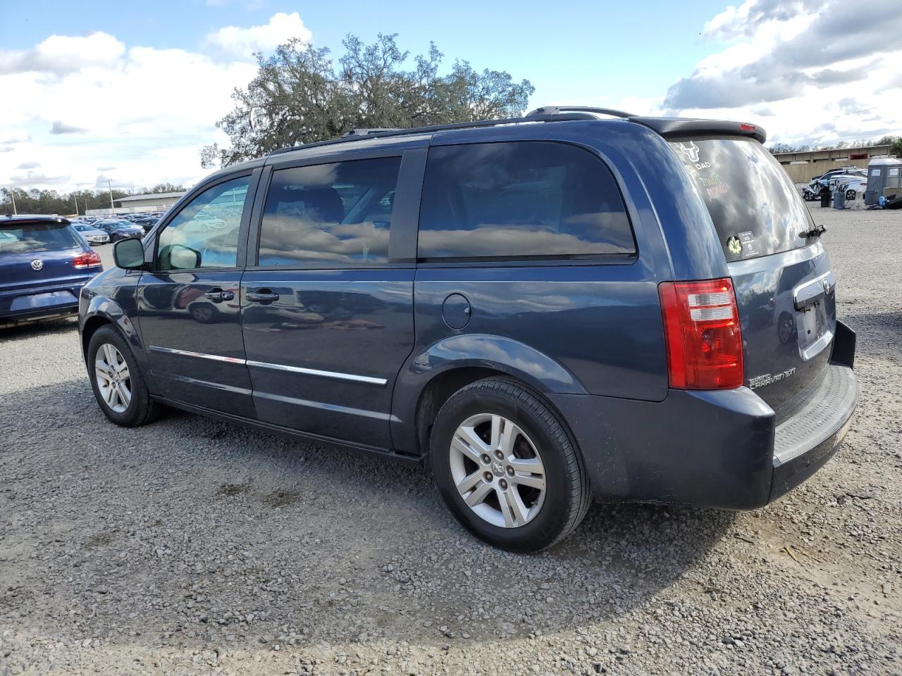 2008 Dodge Caravan VIN 2D8HN54X48R131380 Copart auction photo, side / front end damage thumbnail 2