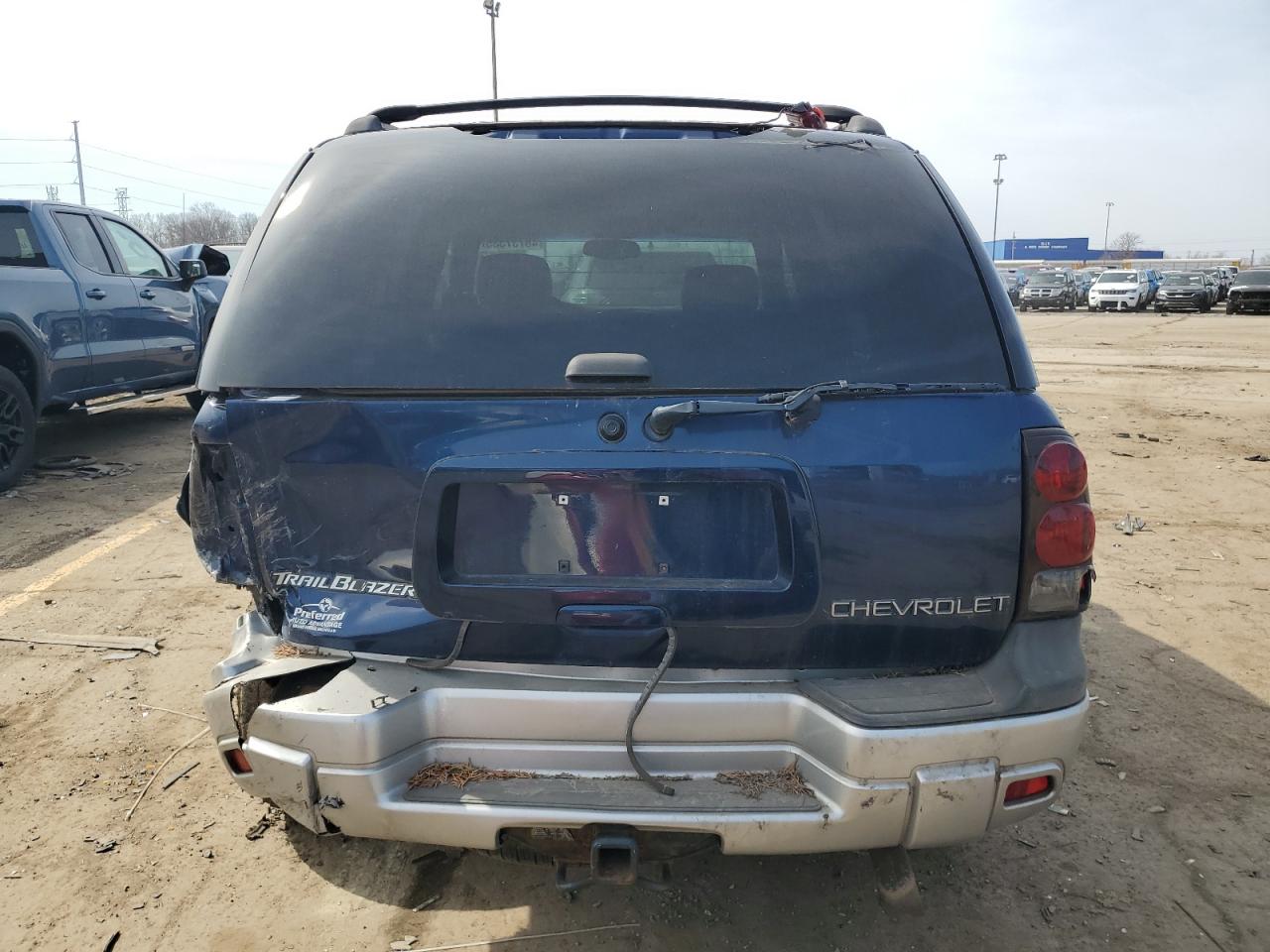 2004 Chevrolet TrailBlazer VIN 1GNDT13S842394120 Copart auction photo, rear end damage thumbnail 6