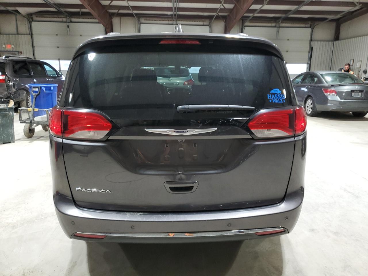 2019 Chrysler Pacifica VIN 2C4RC1BG9KR704804 Copart auction photo, side / front end damage thumbnail 6