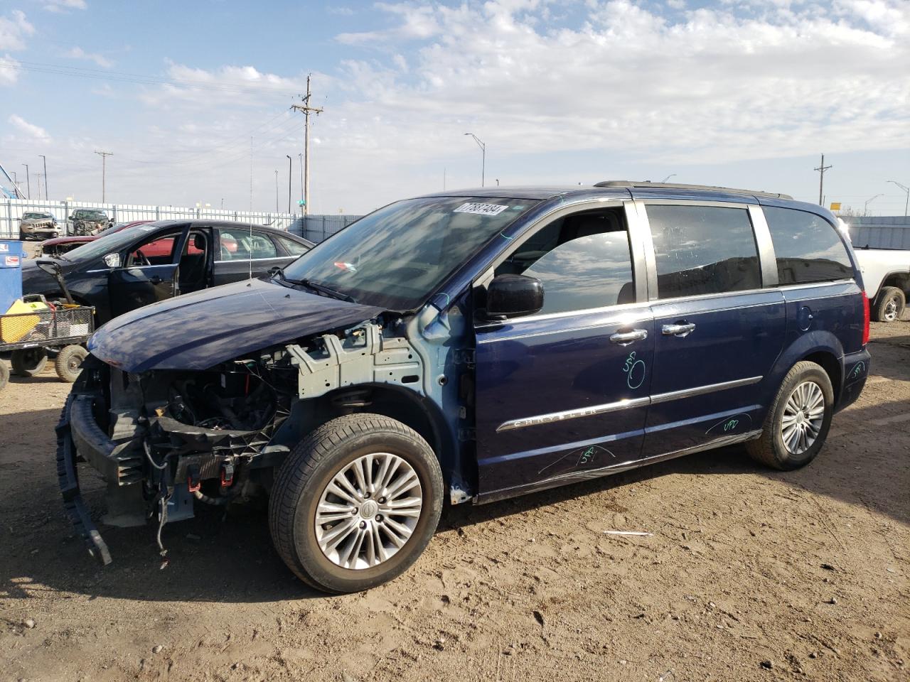 2013 Chrysler Town & Country VIN 2C4RC1CG8DR777356