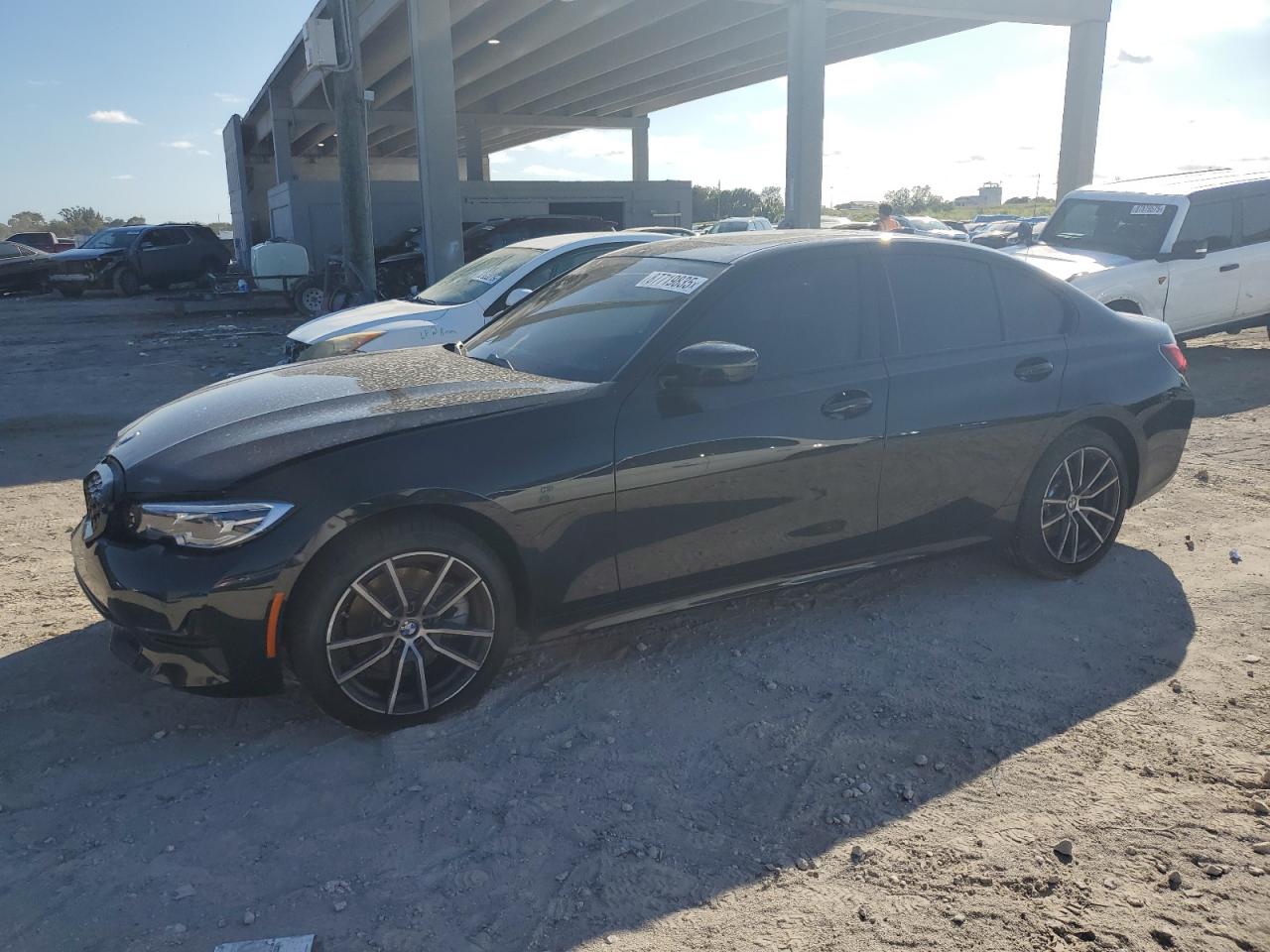 2022 BMW 3er VIN 3MW5R1J01N8C28373