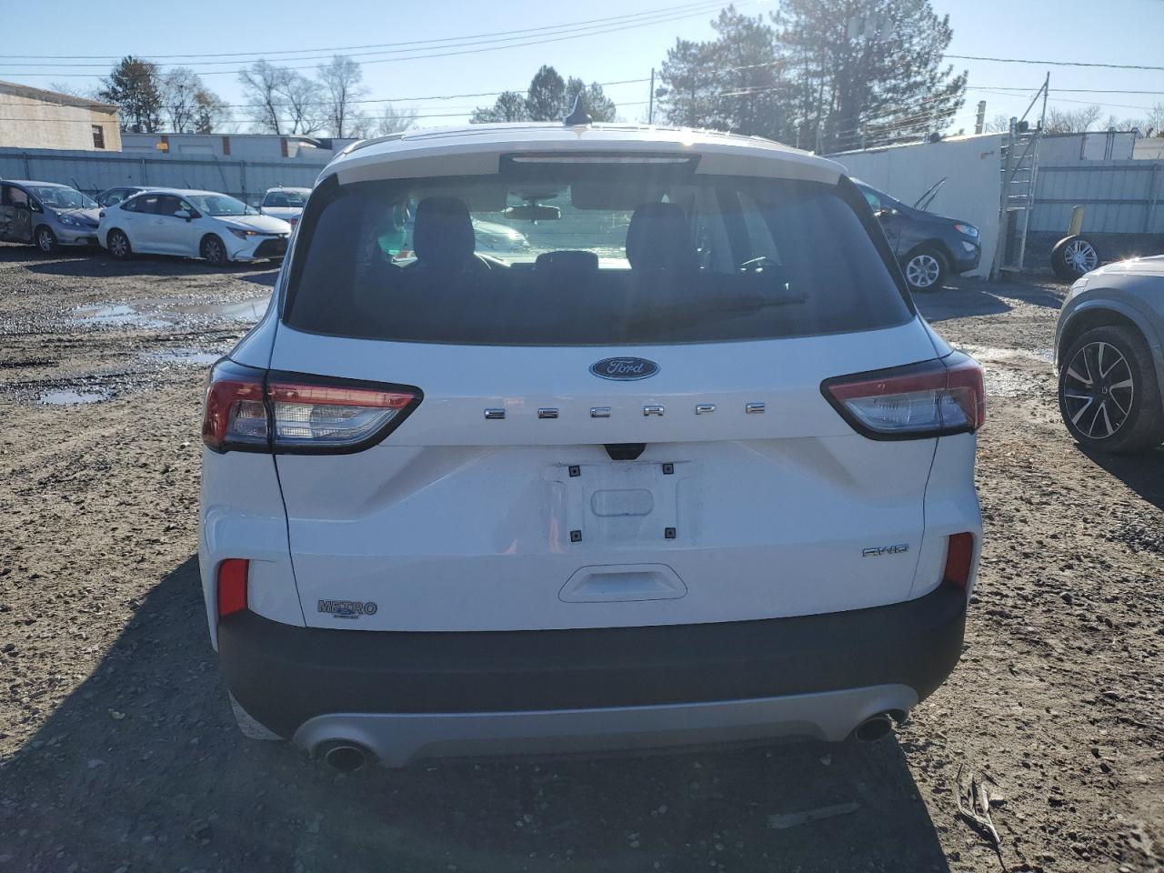 2022 Ford Escape VIN 1FMCU9F69NUA93016 Copart auction photo, front end damage thumbnail 6