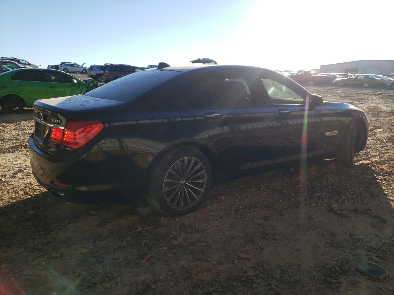 2009 BMW 7er VIN WBAKA83559CY33152 Copart auction photo, mechanical / undercarriage damage thumbnail 3