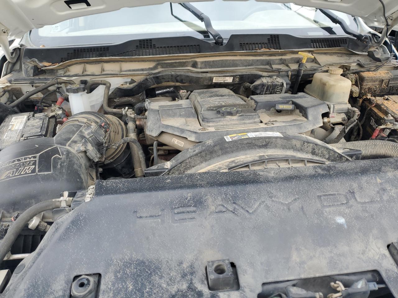 2016 RAM 5500 VIN 3C7WRNEL2GG217767 Copart auction photo, water/flood / all over damage thumbnail 7