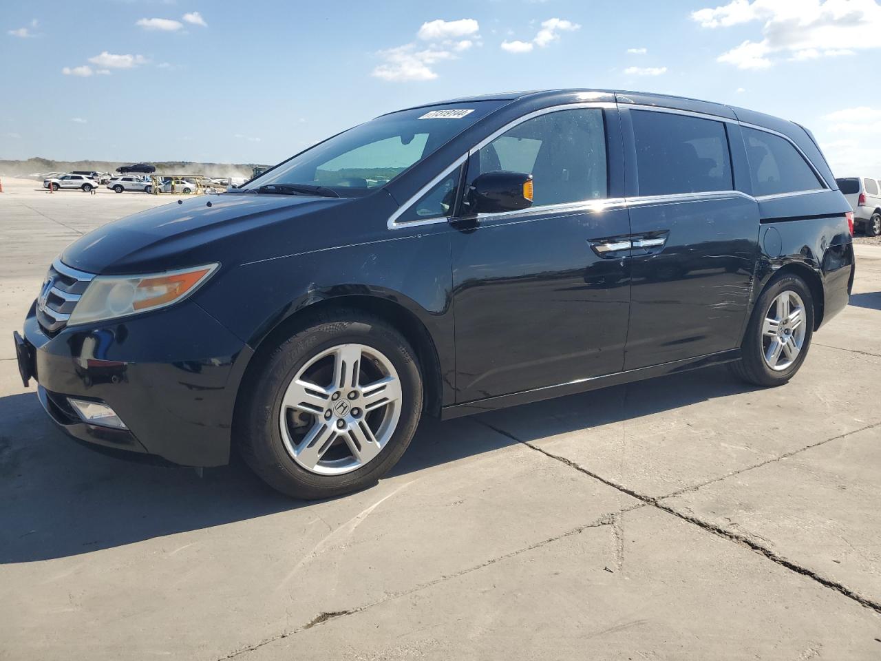 2011 Honda Odyssey VIN 5FNRL5H98BB033749