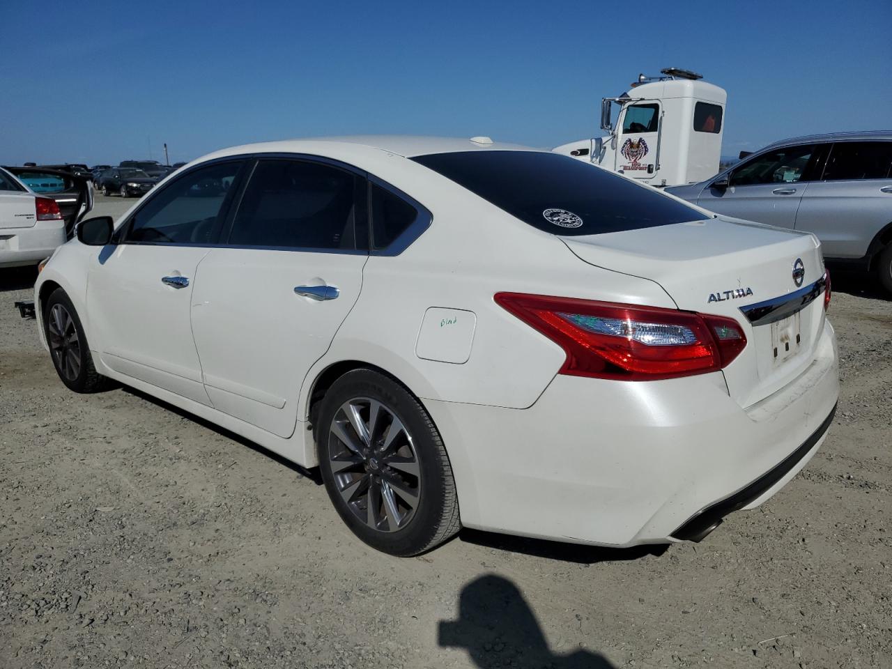 2016 Nissan Altima VIN 1N4AL3AP6GC292647 Copart auction photo, rear end damage thumbnail 2