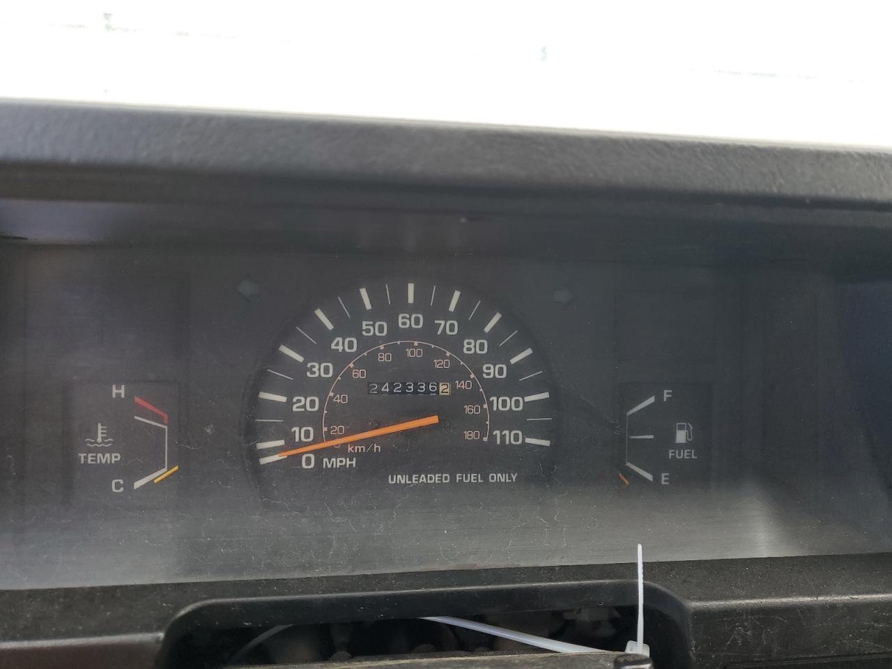 1986 Toyota 4Runner VIN JT4RN62D3G0020622 Copart auction photo, mechanical damage thumbnail 9