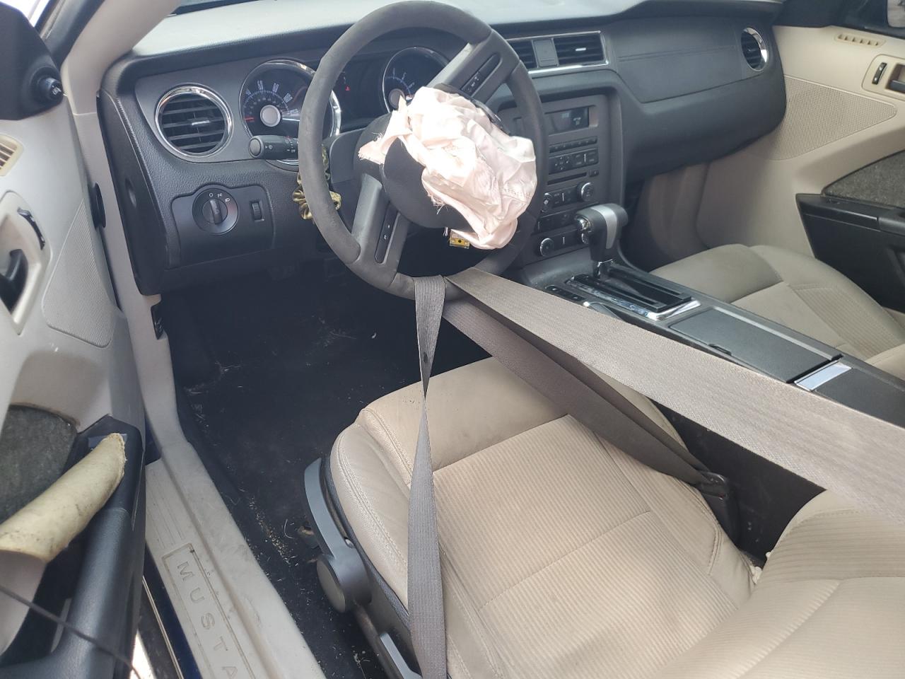 2010 Ford Mustang VIN 1ZVBP8ANXA5143195 Copart auction photo, front end / minor dent/scratches damage thumbnail 8