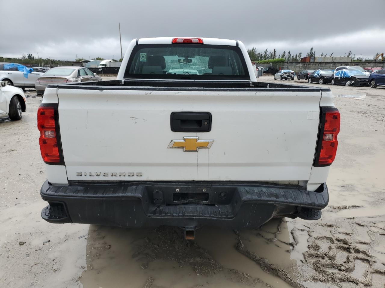 2015 Chevrolet Silverado VIN 1GCVKPEH8FZ313051 Copart auction photo, side / minor dent/scratches damage thumbnail 6