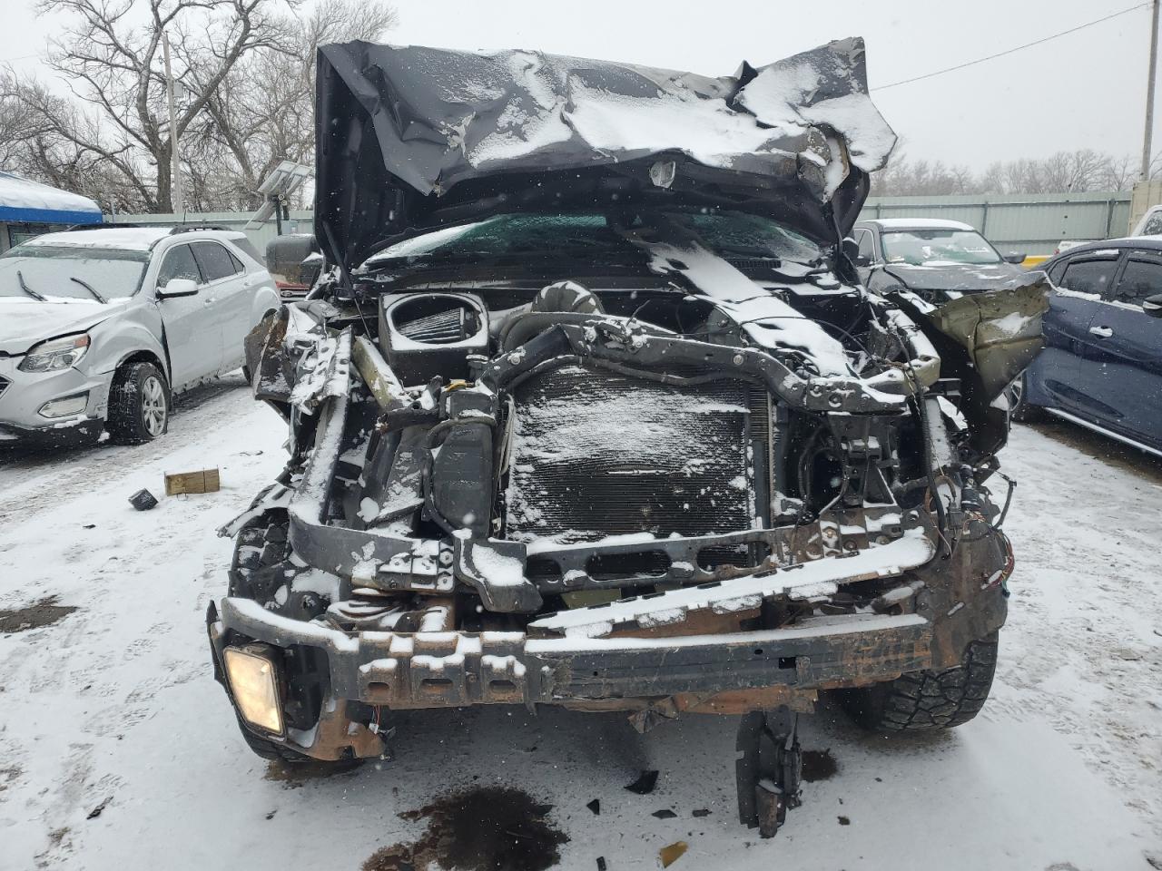 2017 RAM 1500 VIN 1C6RR7MT6HS849776 Copart auction photo, front end / mechanical damage thumbnail 5