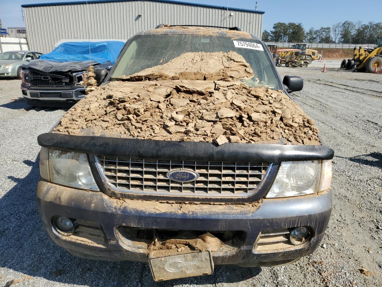 2004 Ford Explorer VIN 1FMZU73W24ZB02269 Copart auction photo, water/flood / minor dent/scratches damage thumbnail 5